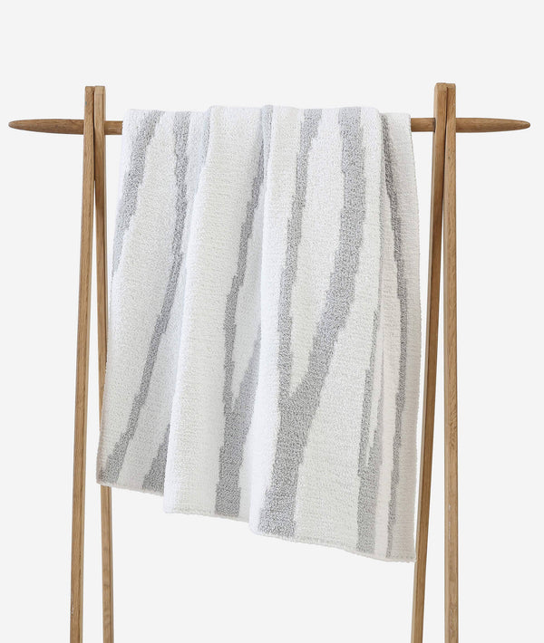 Woodland Throw: Throw / Sahara Tan - Off White
