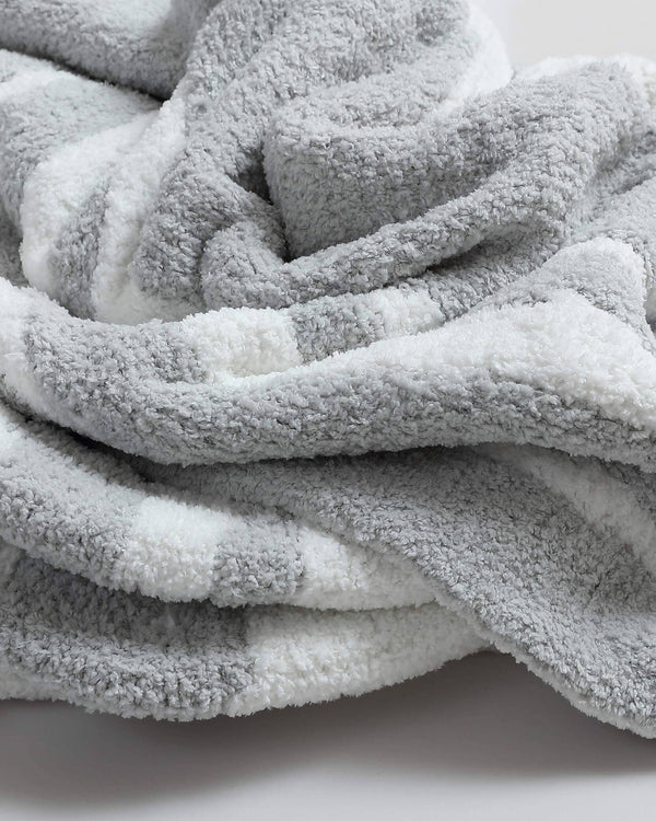 Woodland Throw: Throw / Sahara Tan - Off White