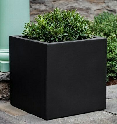 Farnley Planter - Onyx Black Lite